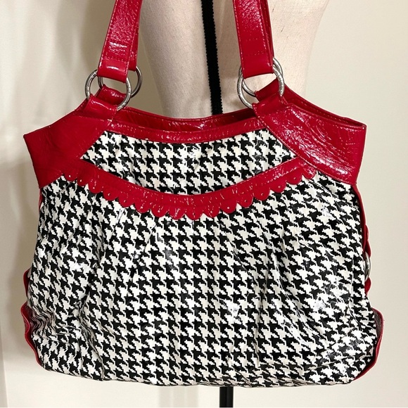 Vera Bradley “Frill” Red, Black Shiny Patent Finished Houndstooth Shoulder Bag - Picture 3 of 5